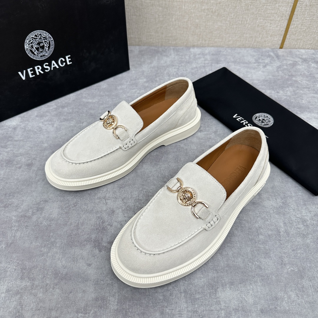 💋💍VS家新品   Versa*  范思-哲   意大利男士休闲乐福鞋上新🆕！这个意大利纯手工鞋履品牌的