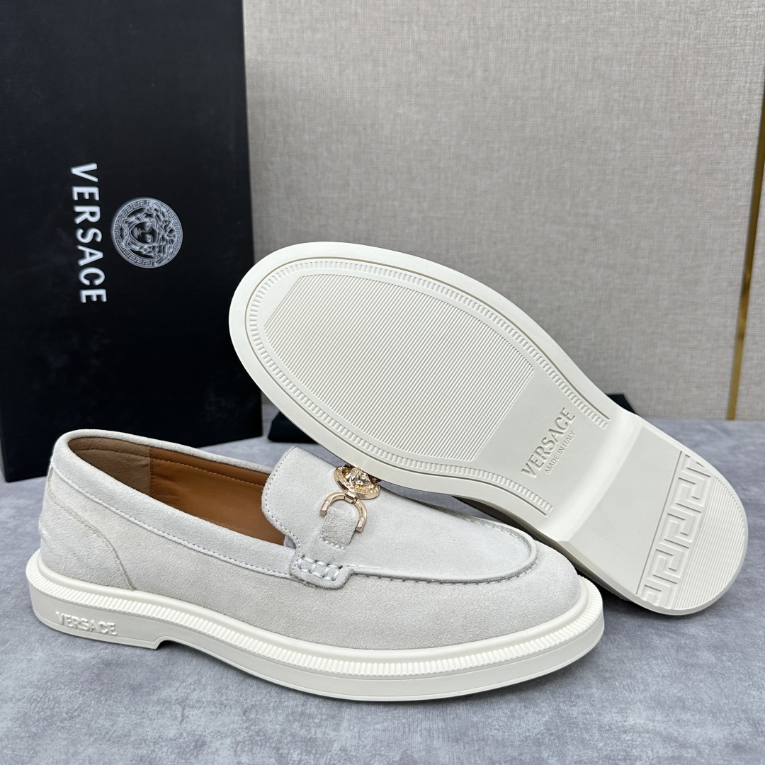 💋💍VS家新品   Versa*  范思-哲   意大利男士休闲乐福鞋上新🆕！这个意大利纯手工鞋履品牌的