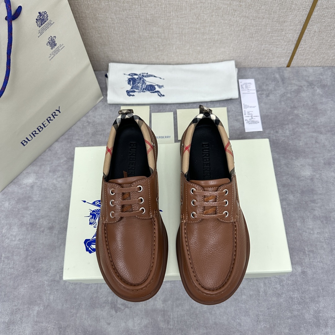 💋💍B家新品  Burber*y  巴宝-莉  男士休闲便鞋   绅士之履，经典与质感的完美融合👞   