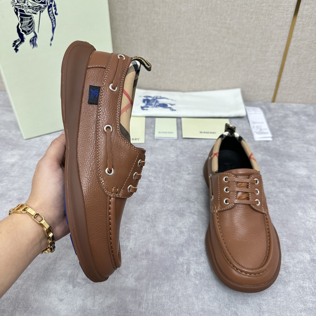💋💍B家新品  Burber*y  巴宝-莉  男士休闲便鞋   绅士之履，经典与质感的完美融合👞   