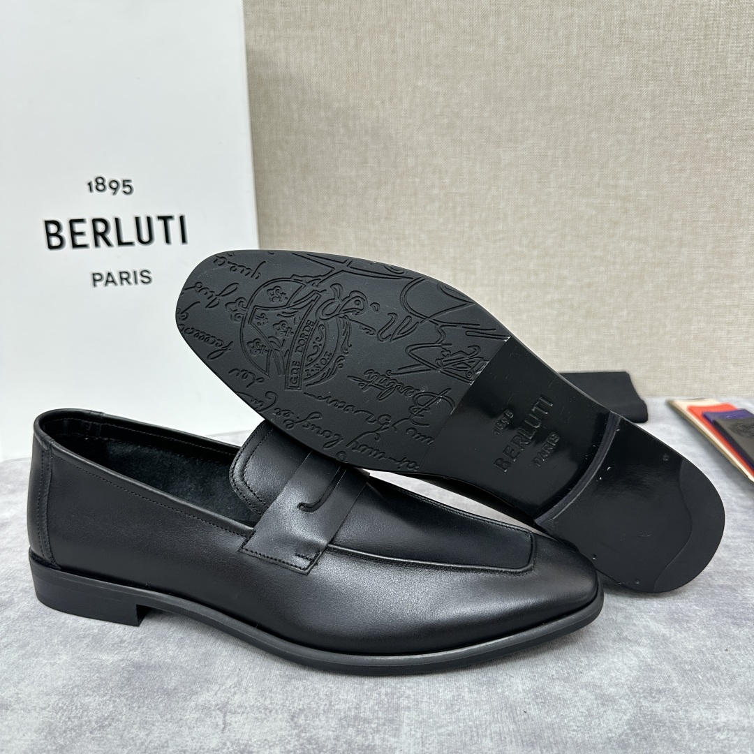 💋💍新品布鲁-提，berlut*初代Lorenzo单层小牛皮乐福鞋，经典布雷克结构法，柔软光面小牛皮胚古