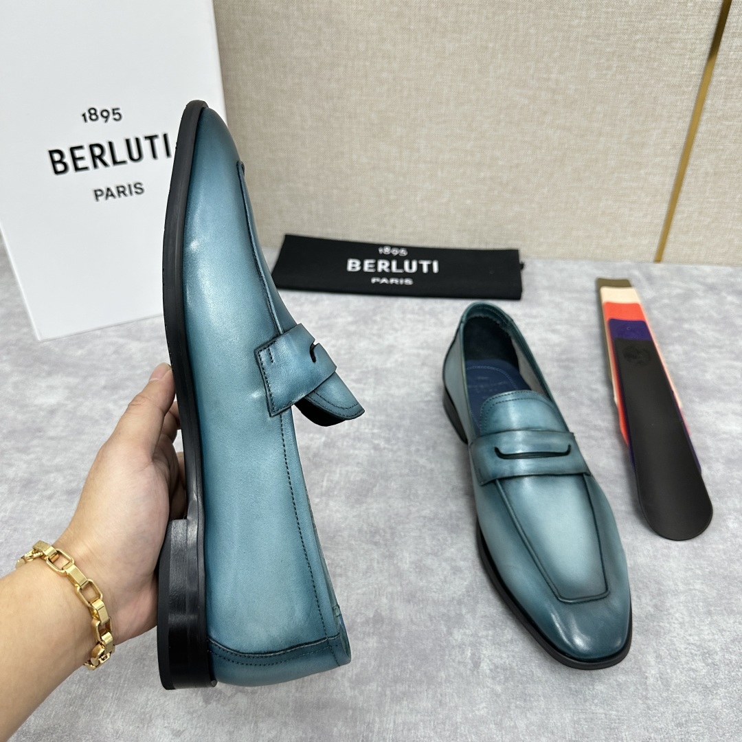 💋💍新品布鲁-提，berlut*初代Lorenzo单层小牛皮乐福鞋，经典布雷克结构法，柔软光面小牛皮胚古