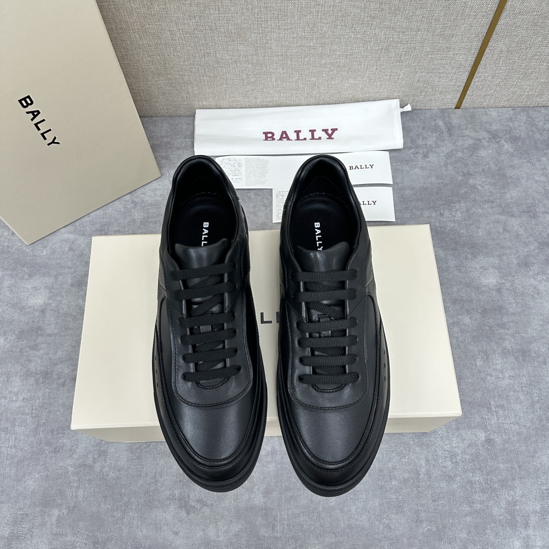 💋💍BL家新品  早于官网发布，BAL*Y/巴-利 男士皮革休闲运动鞋出货
，经典休闲运动鞋型，鞋面采用
