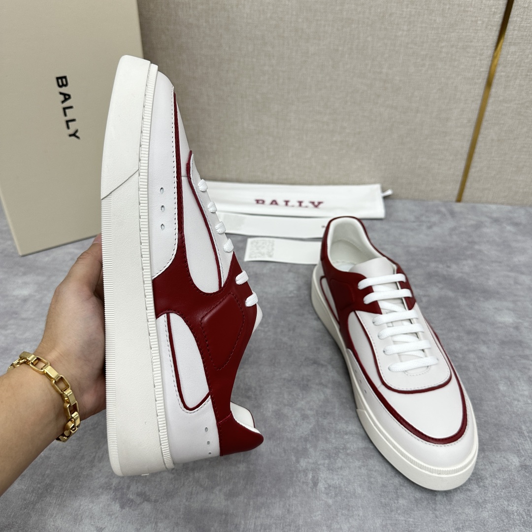 💋💍BL家新品  早于官网发布，BAL*Y/巴-利 男士皮革休闲运动鞋出货
，经典休闲运动鞋型，鞋面采用