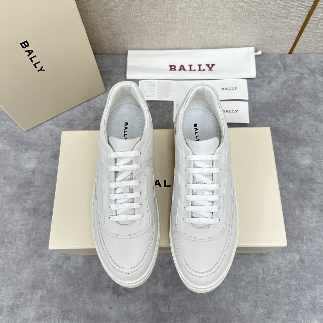 💋💍BL家新品  早于官网发布，BAL*Y/巴-利 男士皮革休闲运动鞋出货
，经典休闲运动鞋型，鞋面采用