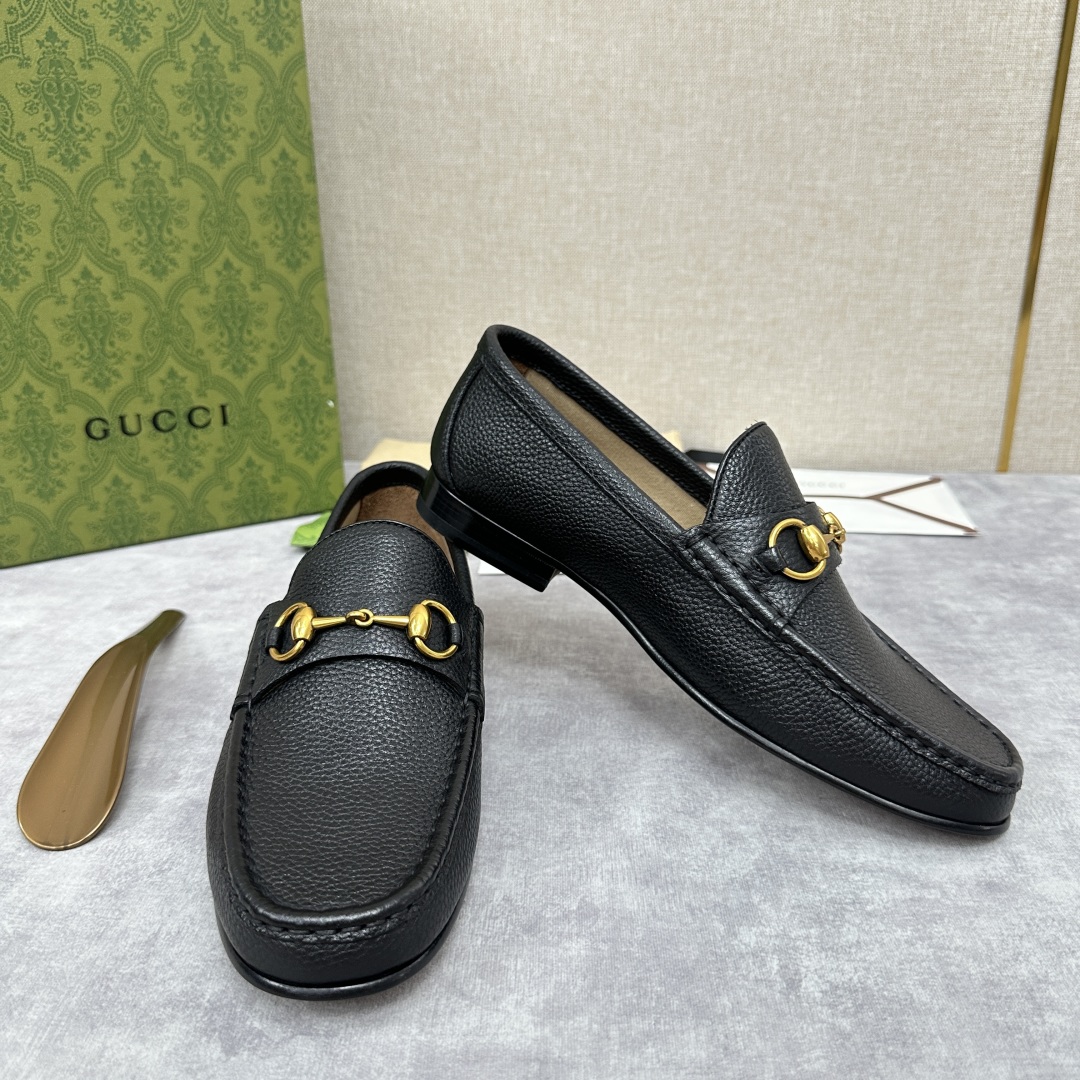 💋💍G家  GUCC*  新品男士马衔扣乐福鞋  官方7,400   采用单层进口牛皮/开边珠亮皮鳄鱼🐊