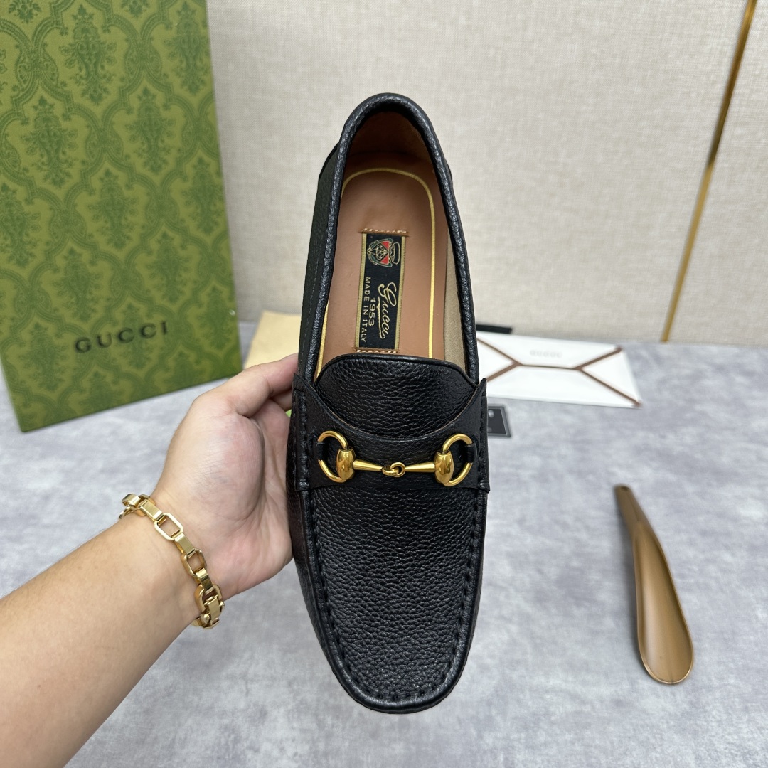 💋💍G家  GUCC*  新品男士马衔扣乐福鞋  官方7,400   采用单层进口牛皮/开边珠亮皮鳄鱼🐊