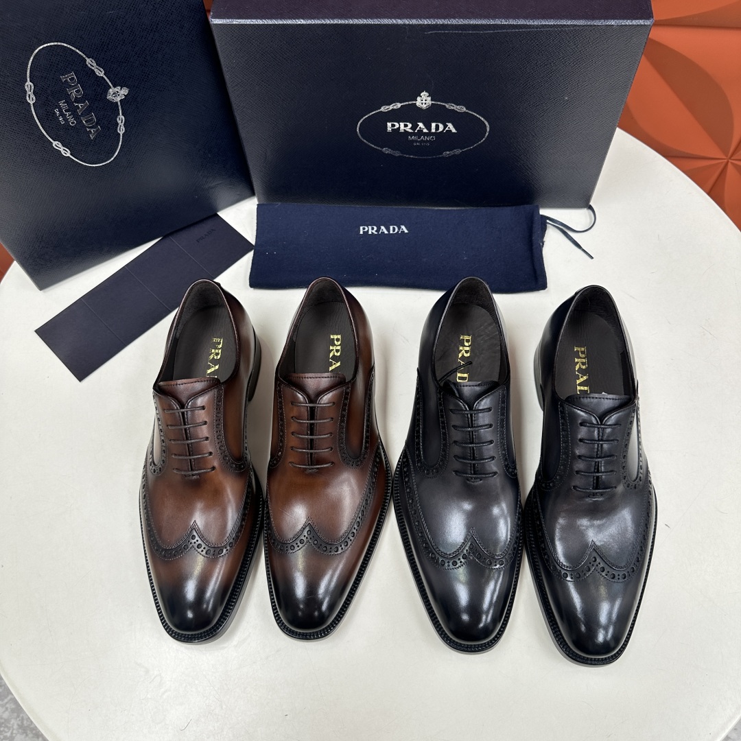 💋💍P家新品 Prad* 普-拉-达 男士正装🤵布洛克皮鞋   鞋面采用进口小牛皮皮胚手工擦色打造，皮质