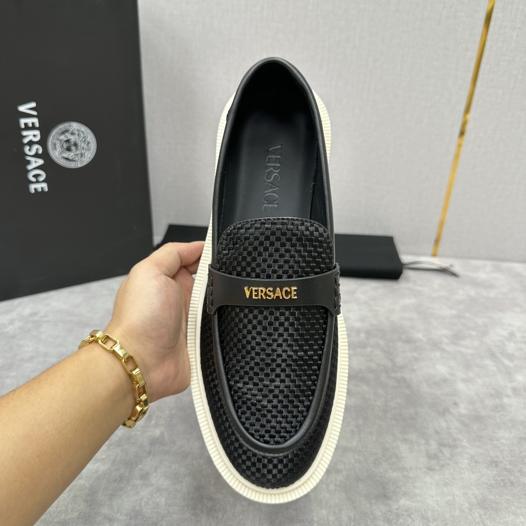 💋💍VS家新品 Versa* 范思-哲 意大利男士休闲乐福鞋上新🆕!这个意大利纯手工鞋履品牌的