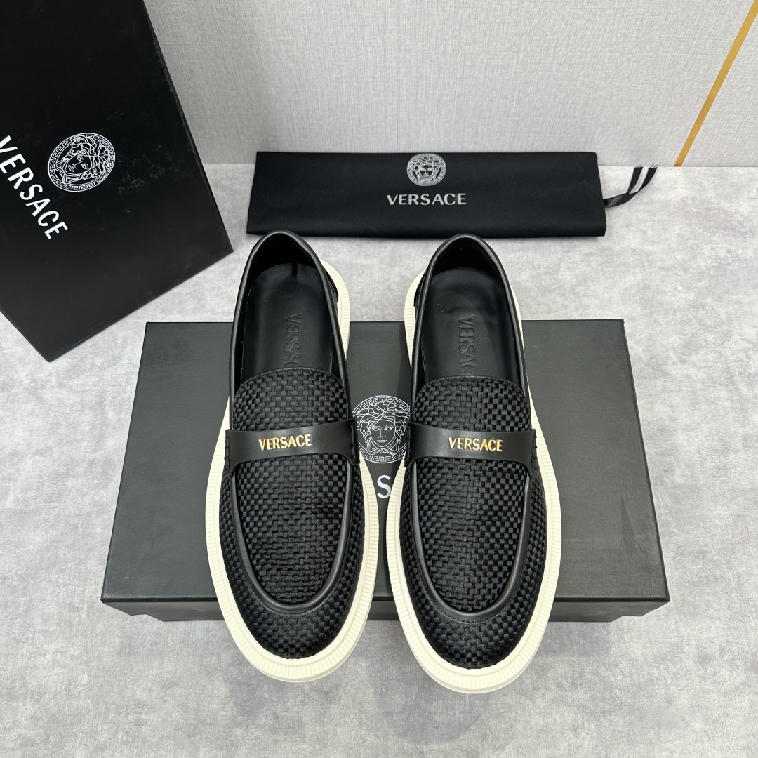 💋💍VS家新品 Versa* 范思-哲 意大利男士休闲乐福鞋上新🆕!这个意大利纯手工鞋履品牌的