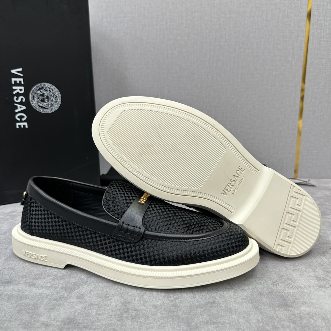💋💍VS家新品 Versa* 范思-哲 意大利男士休闲乐福鞋上新🆕!这个意大利纯手工鞋履品牌的