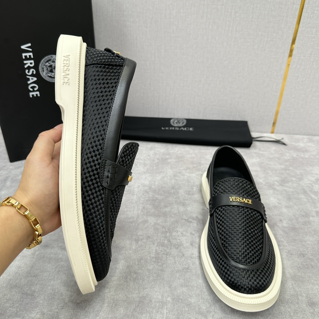 💋💍VS家新品 Versa* 范思-哲 意大利男士休闲乐福鞋上新🆕!这个意大利纯手工鞋履品牌的