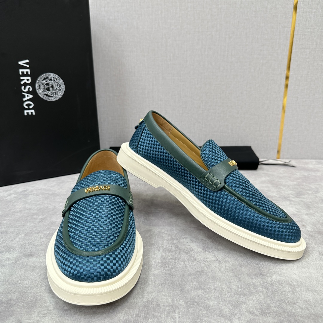 💋💍VS家新品   Versa*  范思-哲   意大利男士休闲乐福鞋上新🆕！这个意大利纯手工鞋履品牌的