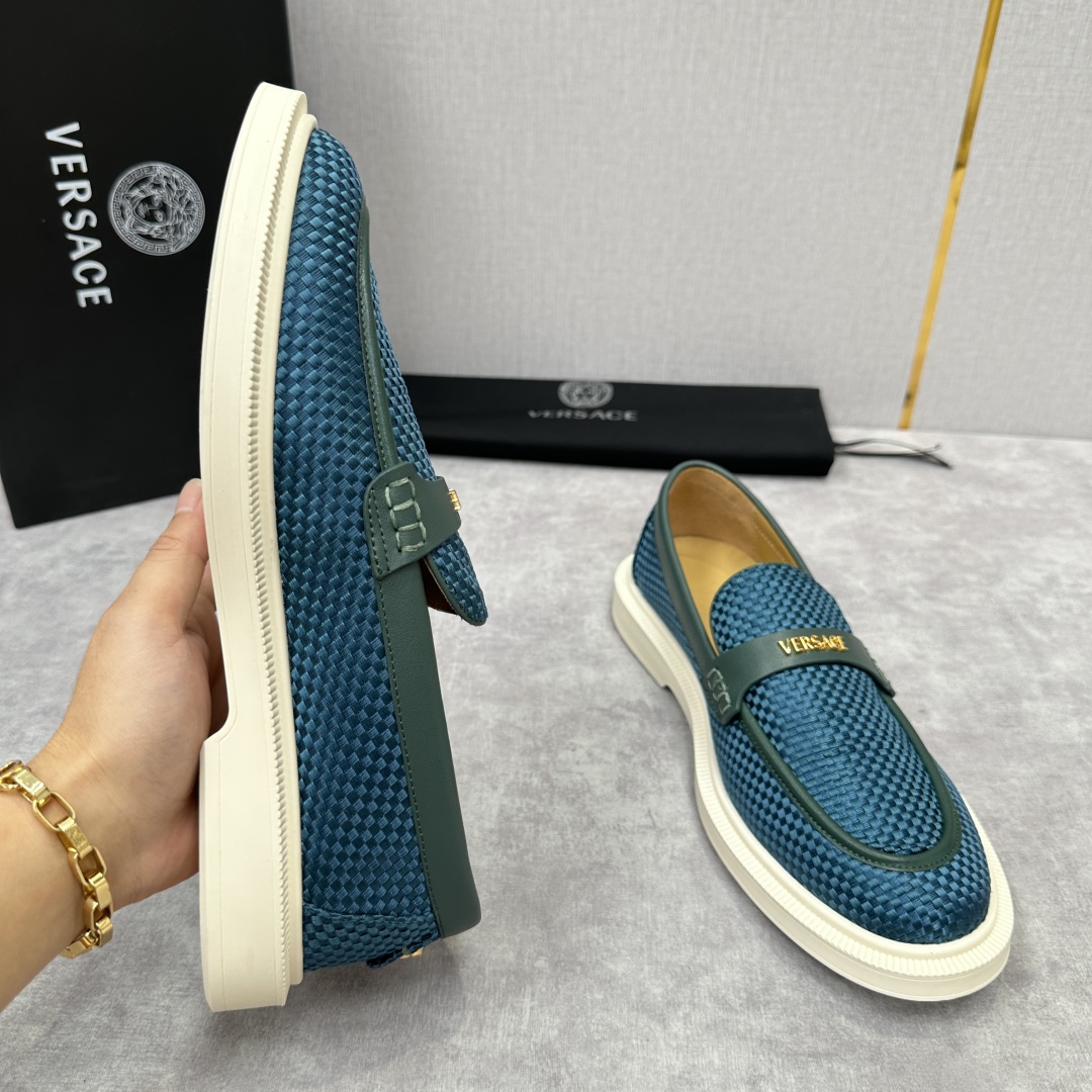 💋💍VS家新品   Versa*  范思-哲   意大利男士休闲乐福鞋上新🆕！这个意大利纯手工鞋履品牌的