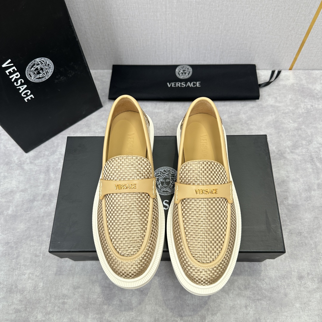 💋💍VS家新品   Versa*  范思-哲   意大利男士休闲乐福鞋上新🆕！这个意大利纯手工鞋履品牌的