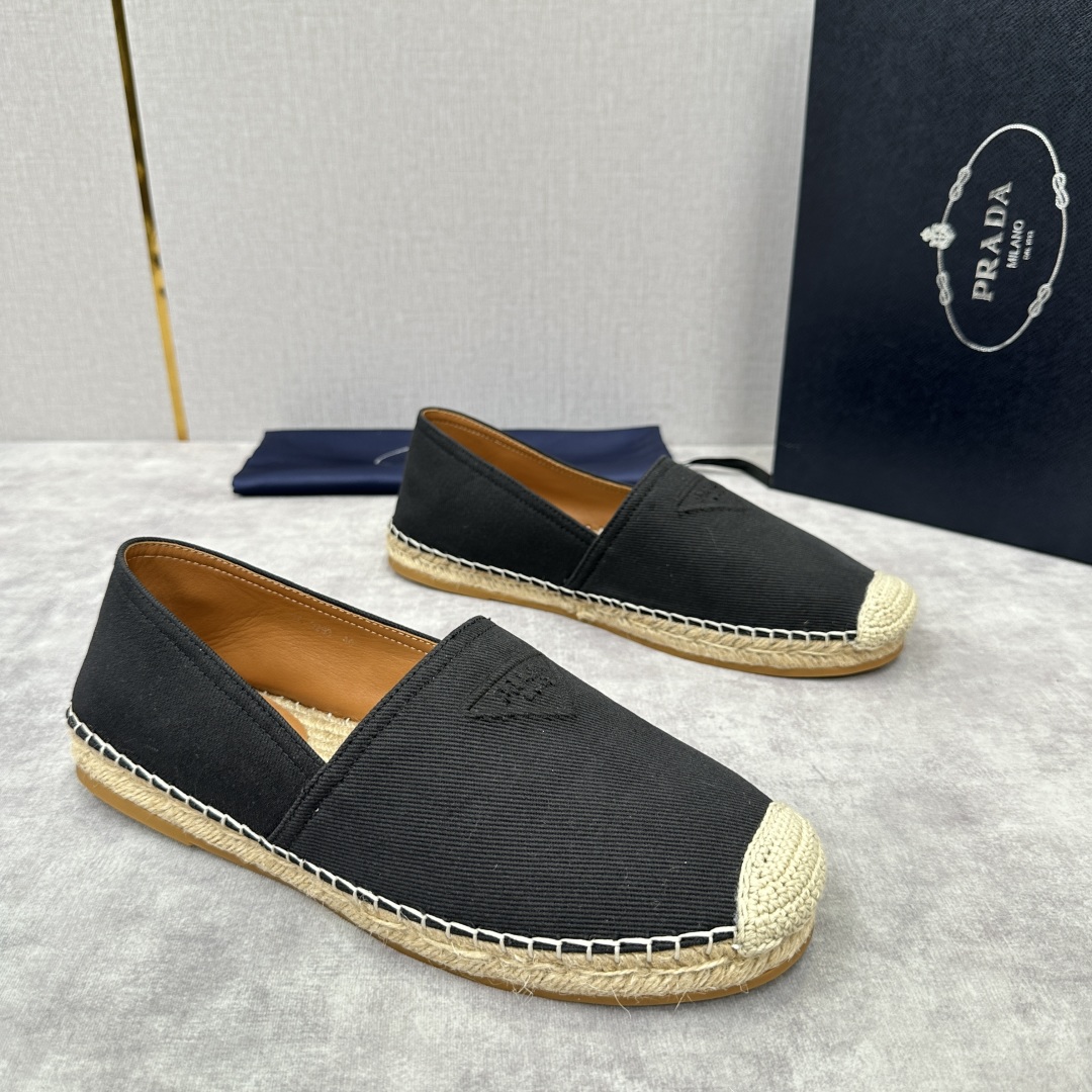 💋💍p家新品 普拉-达Prad*新品渔夫鞋    官方 6,380   原系列牛皮，帆布，麻料布，手工缝