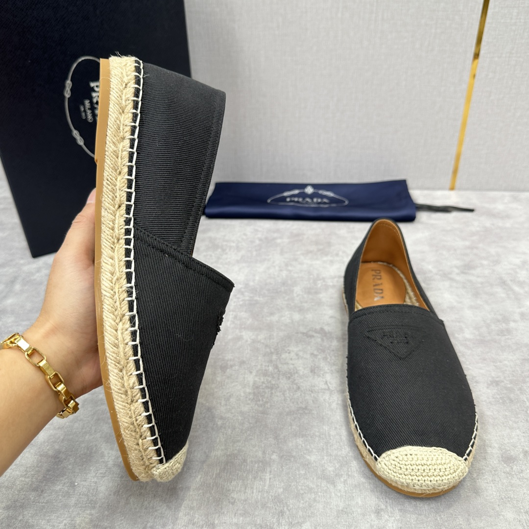 💋💍p家新品 普拉-达Prad*新品渔夫鞋    官方 6,380   原系列牛皮，帆布，麻料布，手工缝