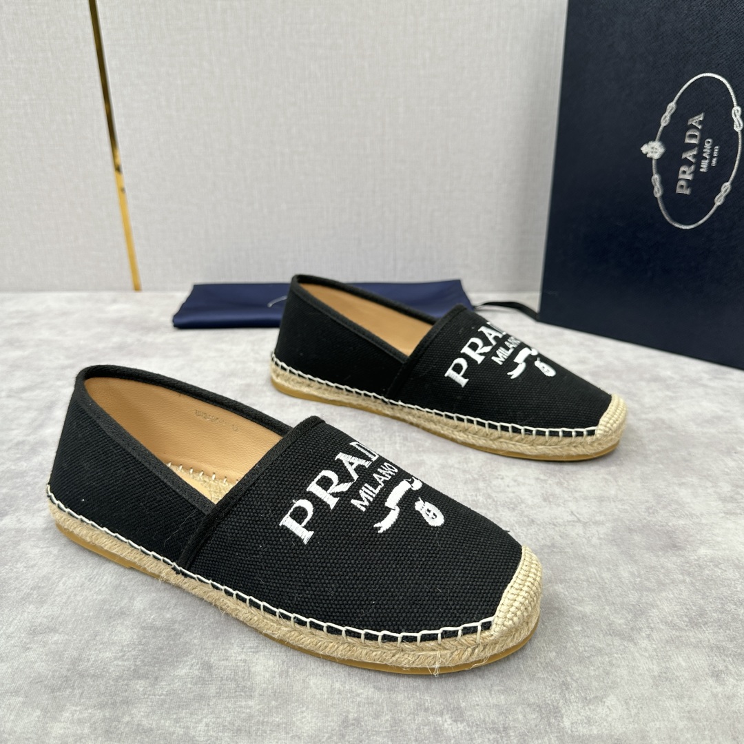💋💍p家新品 普拉-达Prad*新品渔夫鞋    官方 6,380   原系列牛皮，帆布，麻料布，手工缝