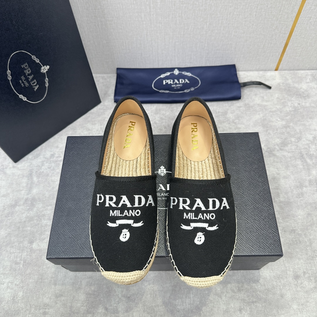 💋💍p家新品 普拉-达Prad*新品渔夫鞋    官方 6,380   原系列牛皮，帆布，麻料布，手工缝