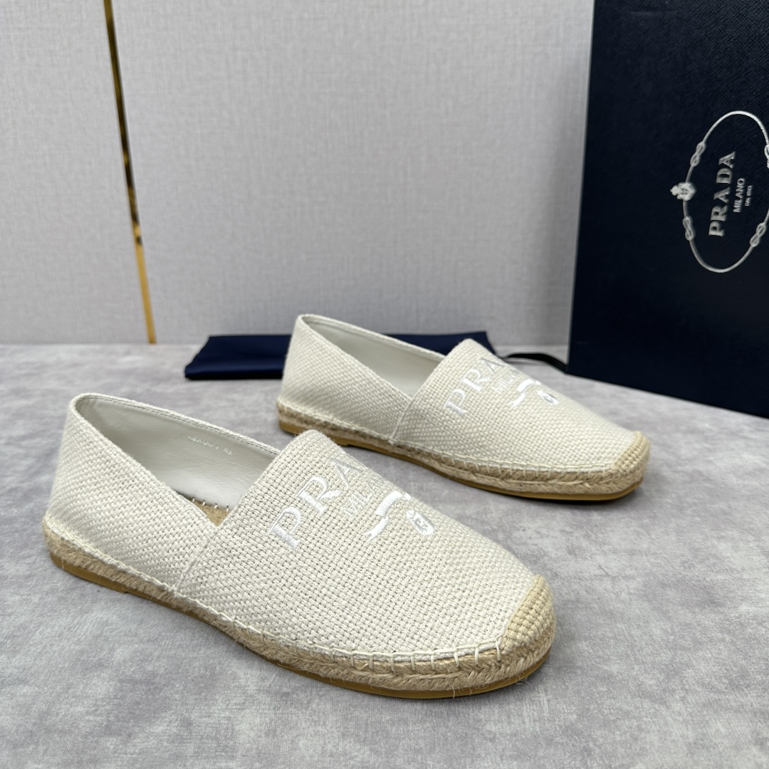 💋💍p家新品 普拉-达Prad*新品渔夫鞋    官方 6,380   原系列牛皮，帆布，麻料布，手工缝