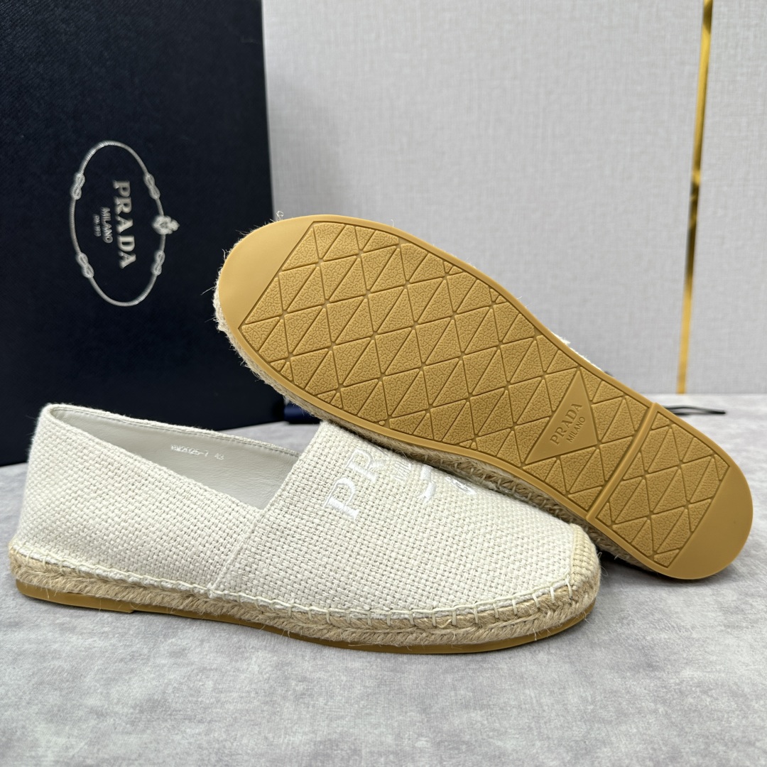 💋💍p家新品 普拉-达Prad*新品渔夫鞋    官方 6,380   原系列牛皮，帆布，麻料布，手工缝