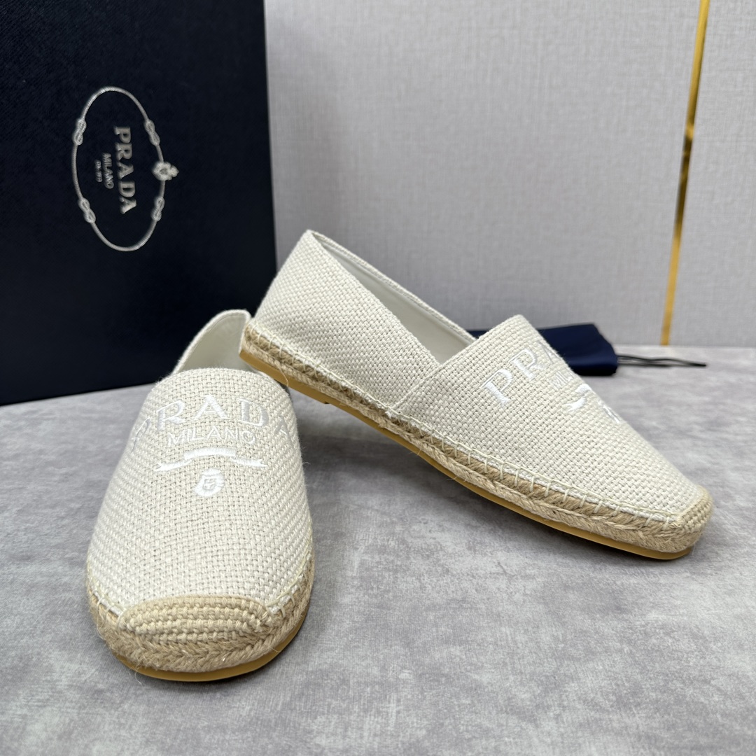 💋💍p家新品 普拉-达Prad*新品渔夫鞋    官方 6,380   原系列牛皮，帆布，麻料布，手工缝