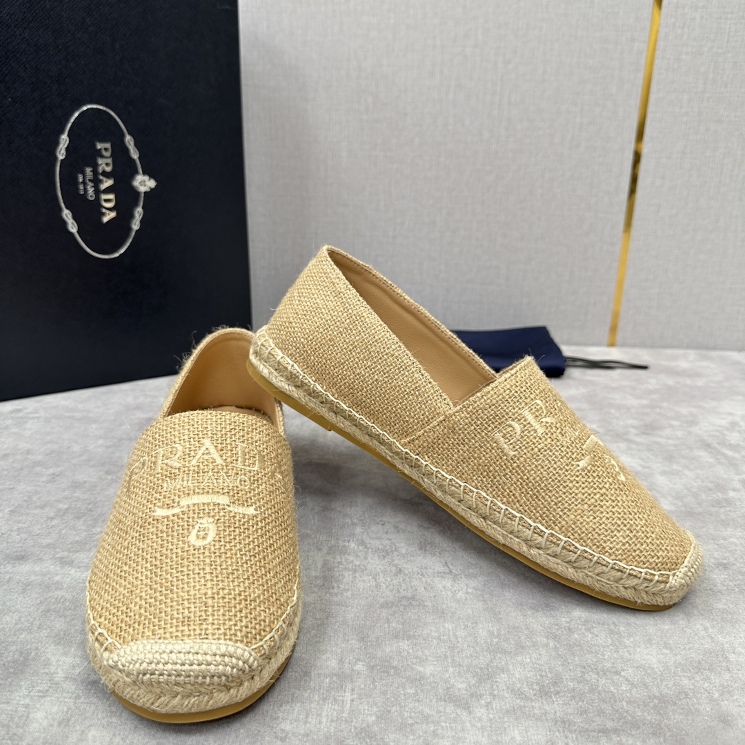 💋💍p家新品 普拉-达Prad*新品渔夫鞋    官方 6,380   原系列牛皮，帆布，麻料布，手工缝