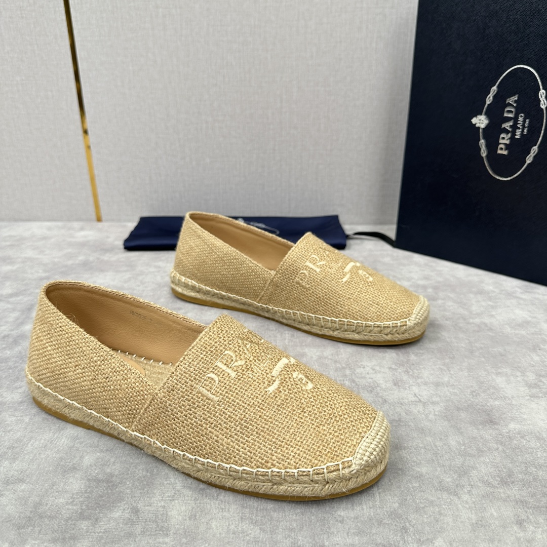 💋💍p家新品 普拉-达Prad*新品渔夫鞋    官方 6,380   原系列牛皮，帆布，麻料布，手工缝