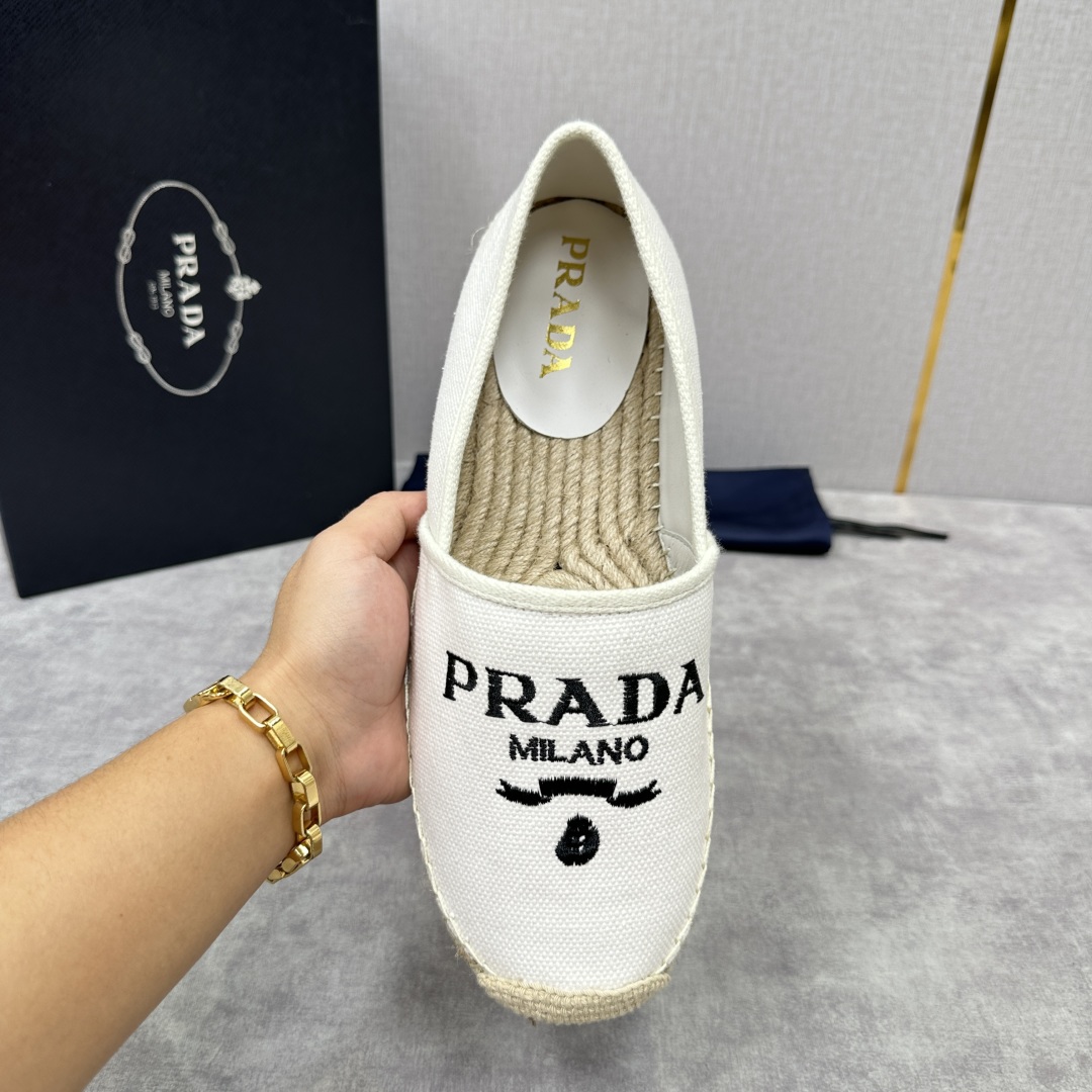 💋💍p家新品 普拉-达Prad*新品渔夫鞋    官方 6,380   原系列牛皮，帆布，麻料布，手工缝