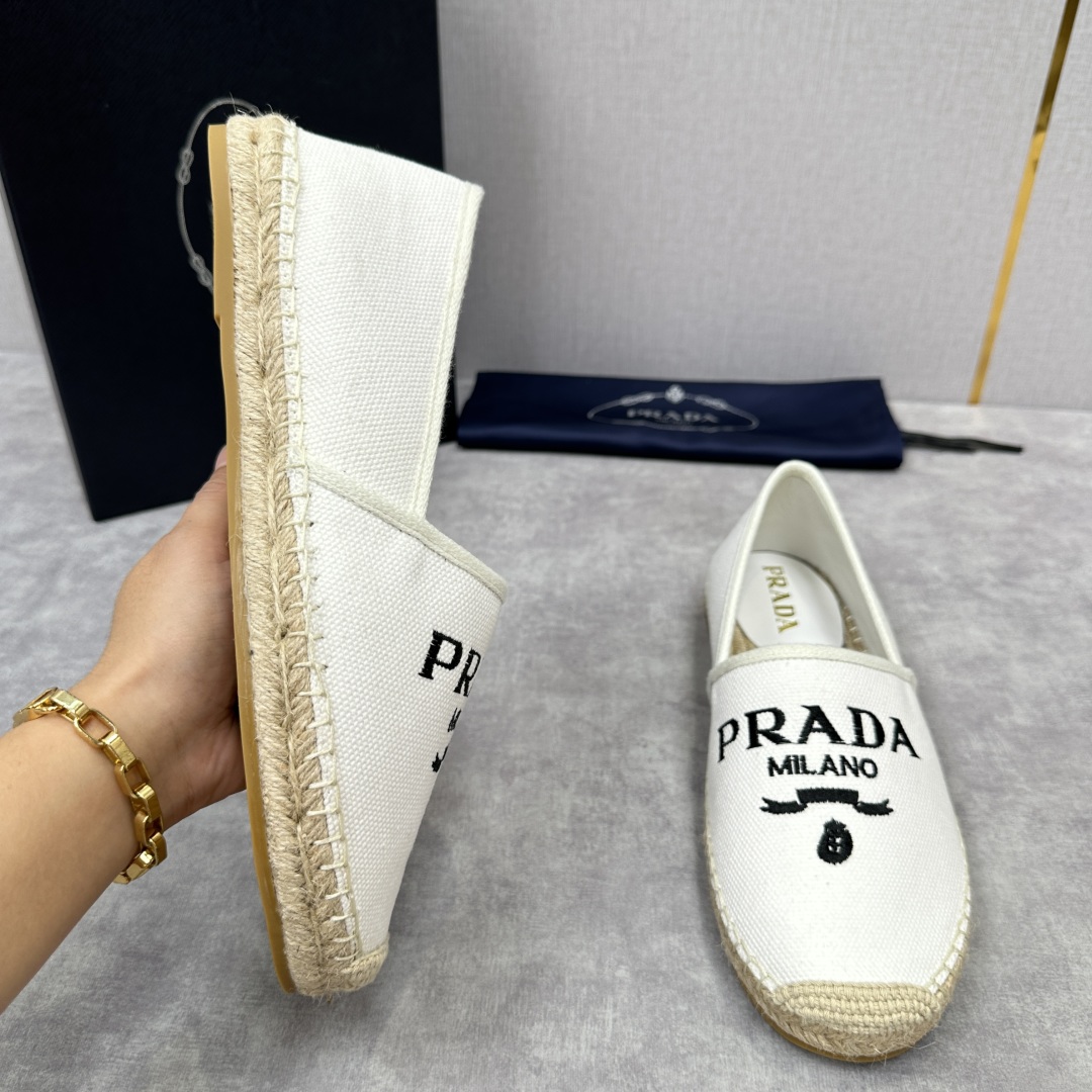 💋💍p家新品 普拉-达Prad*新品渔夫鞋    官方 6,380   原系列牛皮，帆布，麻料布，手工缝
