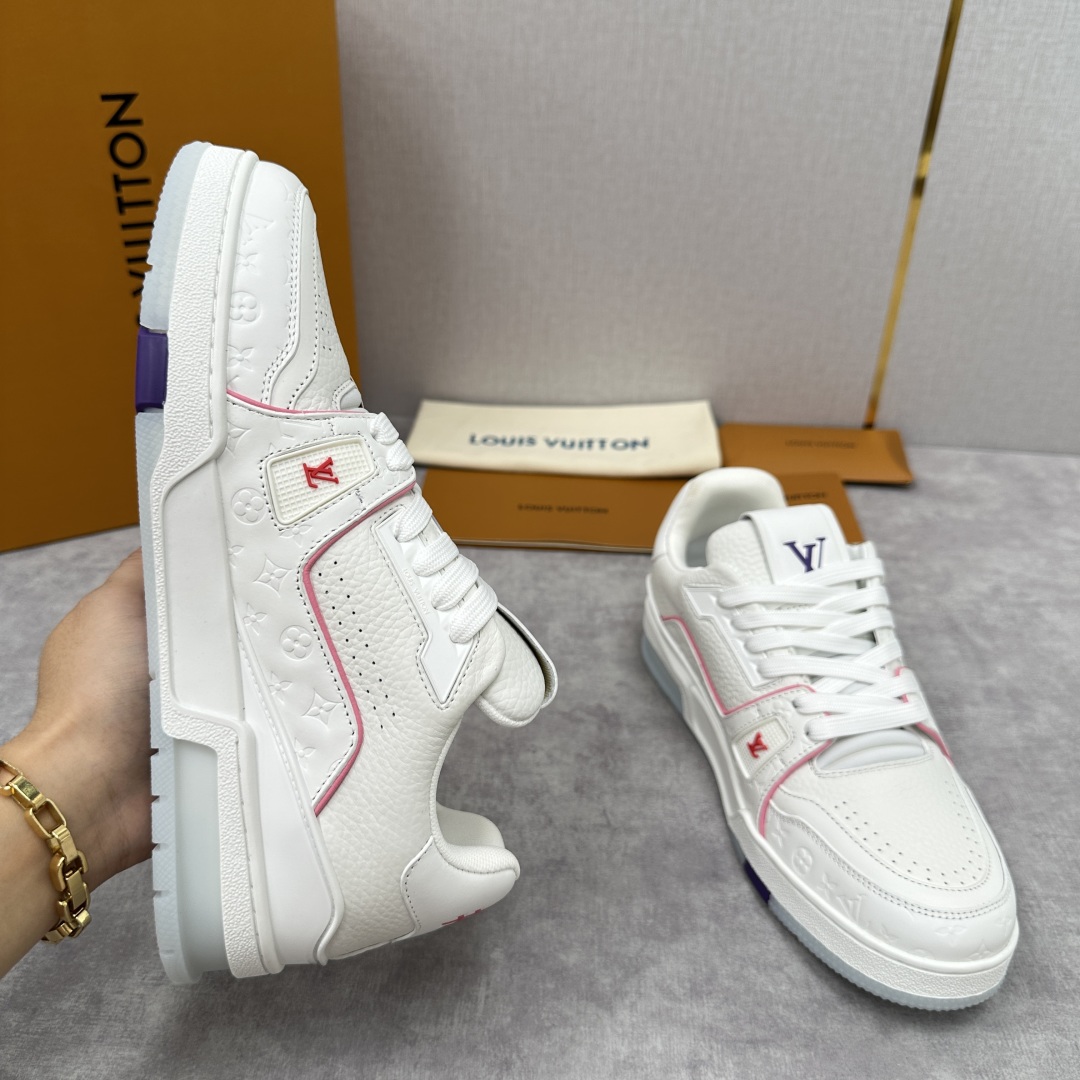 💋💍L家新品   TRAINER 运动鞋系列   官方   12,200  路易～x Tyler合作系列