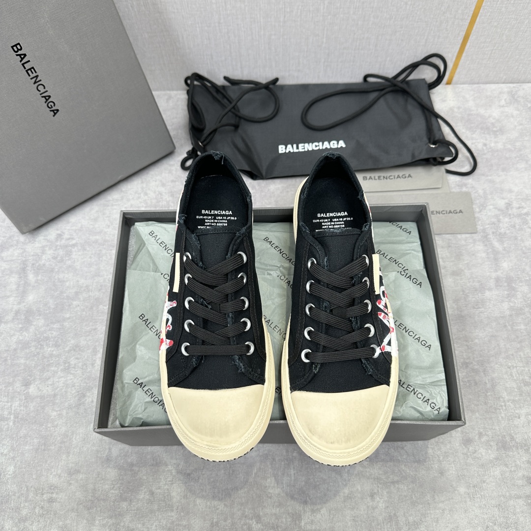 💋💍Balenciag*  巴黎-世家 新品帆布鞋     官方  6,700   半包做旧帆布鞋 亮相