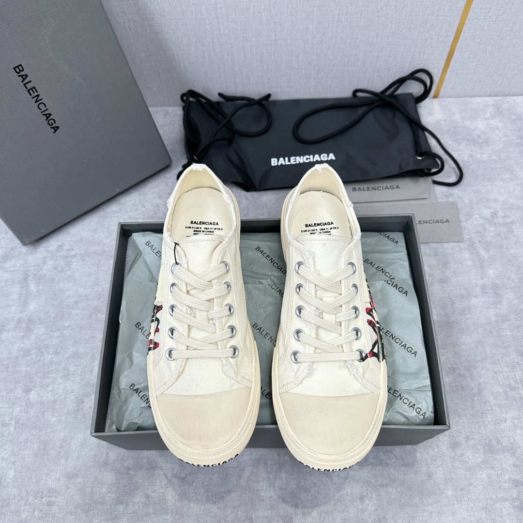 💋💍Balenciag*  巴黎-世家 新品帆布鞋     官方  6,700   半包做旧帆布鞋 亮相