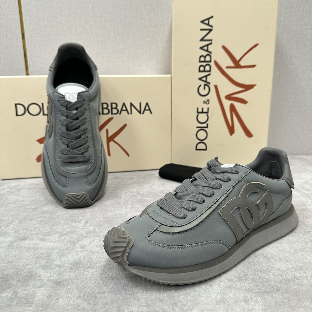 💋💍DG 家新品 Dolce &Gabban* 杜嘉~班纳 Cushion 帆布拼接牛皮材质休闲