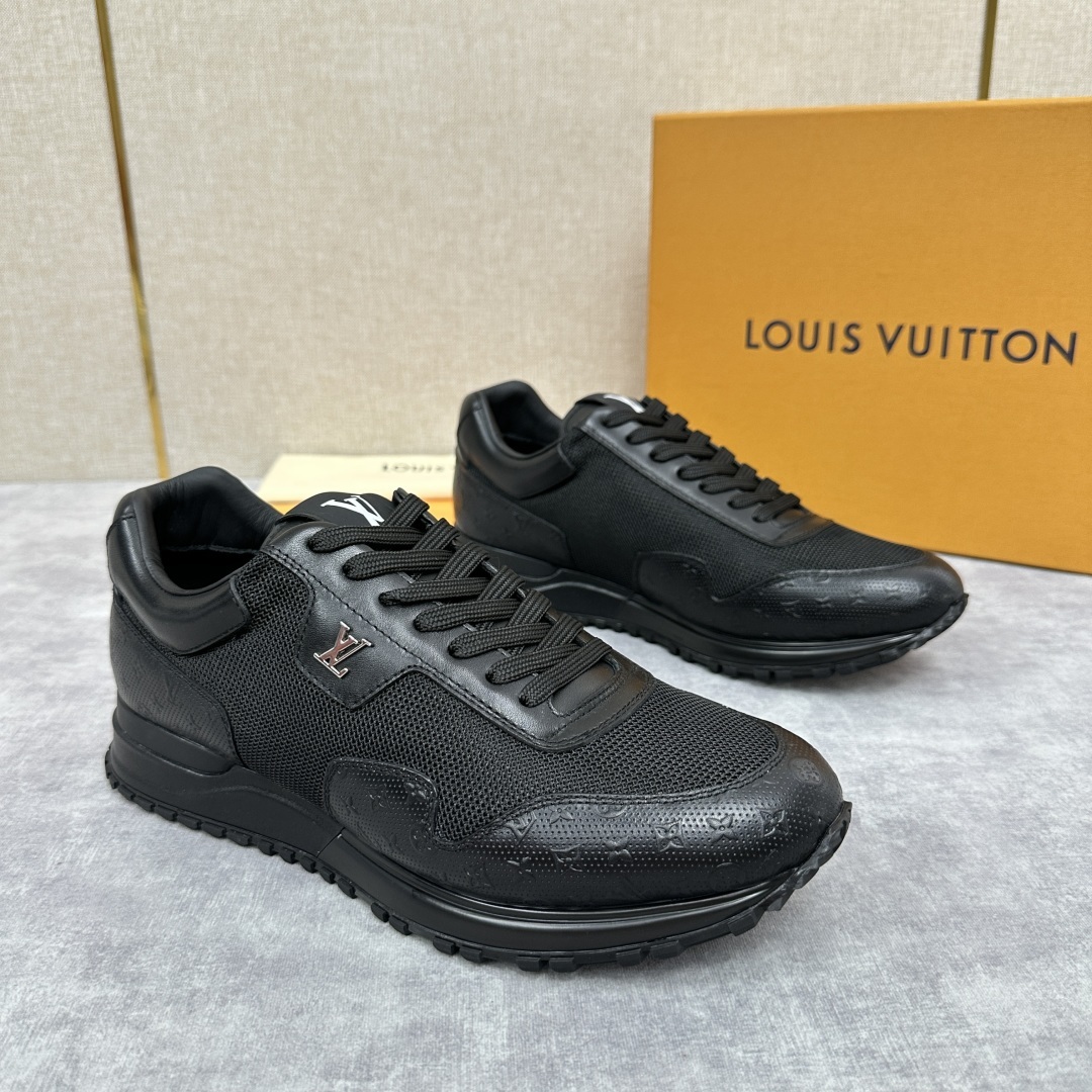💋 💍 L 家新品 L*V 路易-威登 新款 RUN AWAY 男士运动鞋 科技与经典碰撞的时尚新