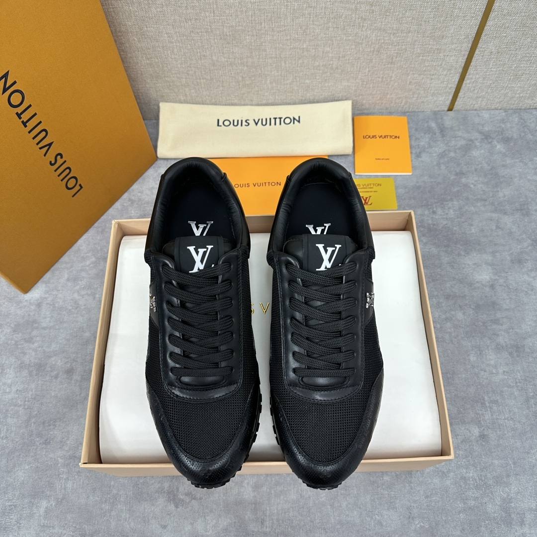 💋 💍 L 家新品 L*V 路易-威登 新款 RUN AWAY 男士运动鞋 科技与经典碰撞的时尚新
