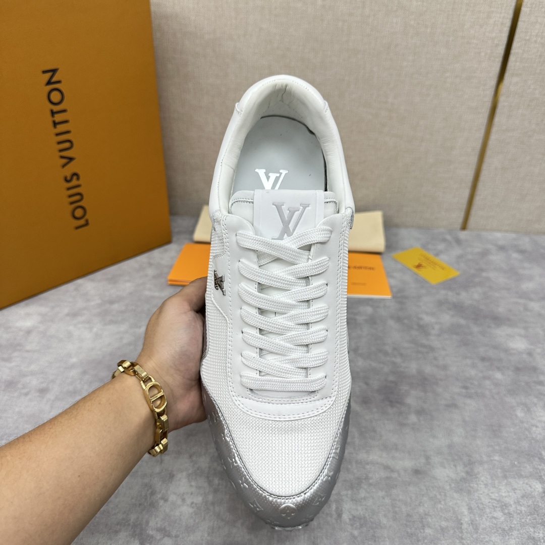💋 💍 L 家新品  L*V 路易-威登  新款 RUN AWAY 男士运动鞋  科技与经典碰撞的时尚新