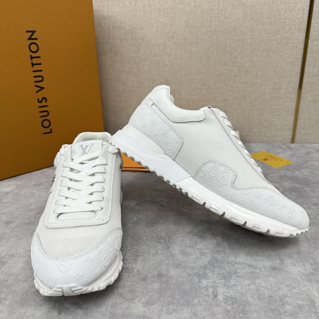 💋 💍 L 家新品  L*V 路易-威登  新款 RUN AWAY 男士运动鞋  科技与经典碰撞的时尚新