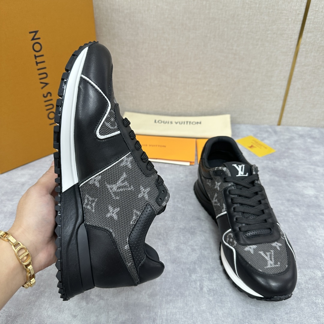 💋 💍 L 家新品 L*V 路易-威登 新款 RUN AWAY 男士运动鞋 潮流与经典的完美融合
