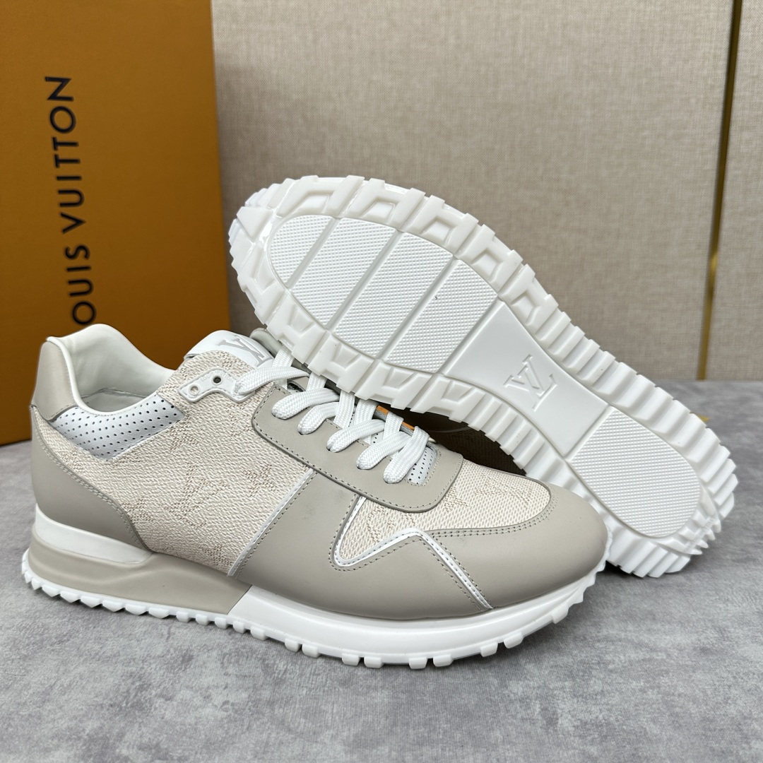 💋 💍 L 家新品  L*V 路易-威登  新款 RUN AWAY 男士运动鞋  潮流与经典的完美融合 