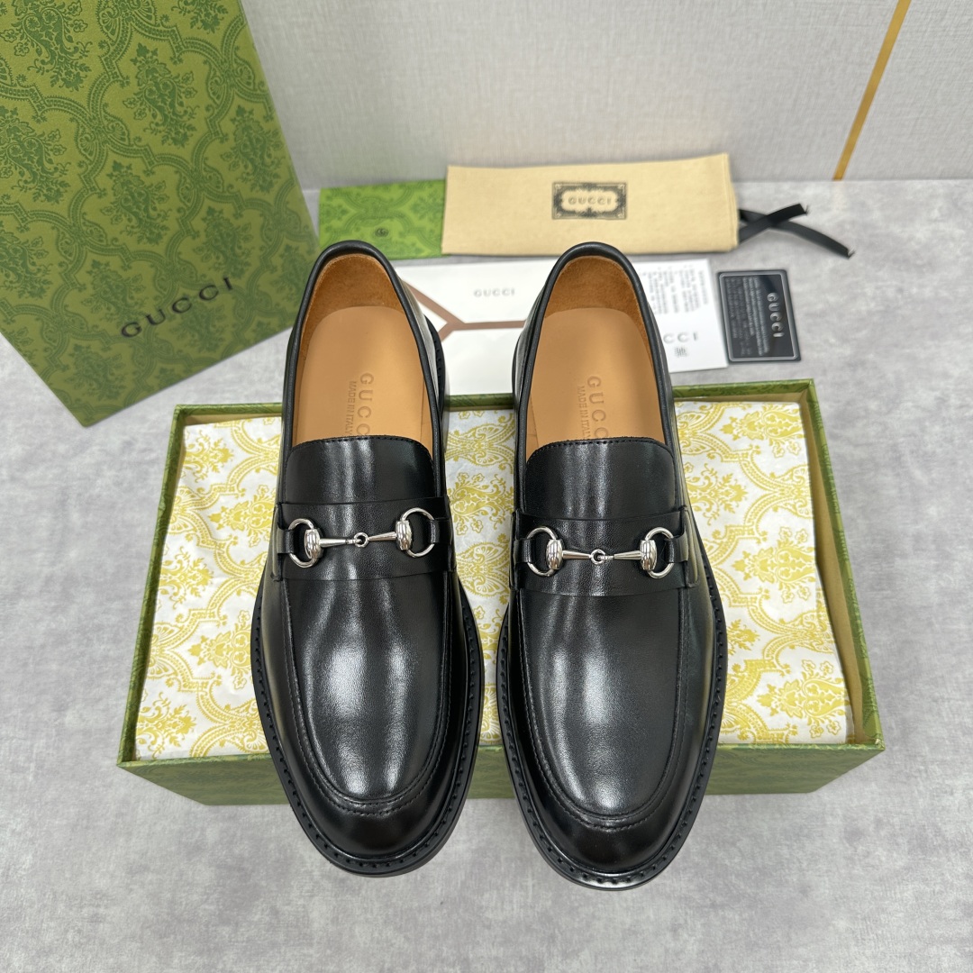 Gucci Men's Horsebit Loafers: Classic Leather Dress Shoes