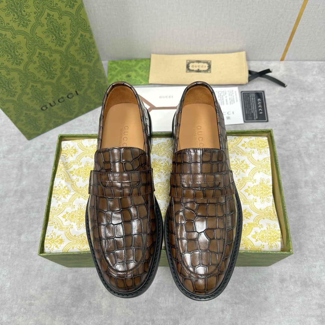 💋💍G家 GUCC* 新品男士马衔扣乐福鞋皮鞋 官方8,900 古-驰乐福鞋,重塑经典时尚