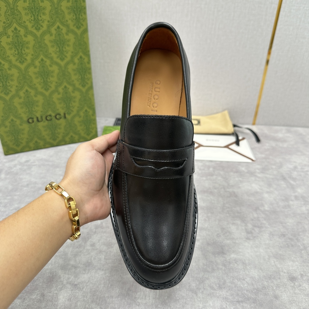 💋💍G家 GUCC* 新品男士马衔扣乐福鞋皮鞋 官方8,900 古-驰乐福鞋,重塑经典时尚