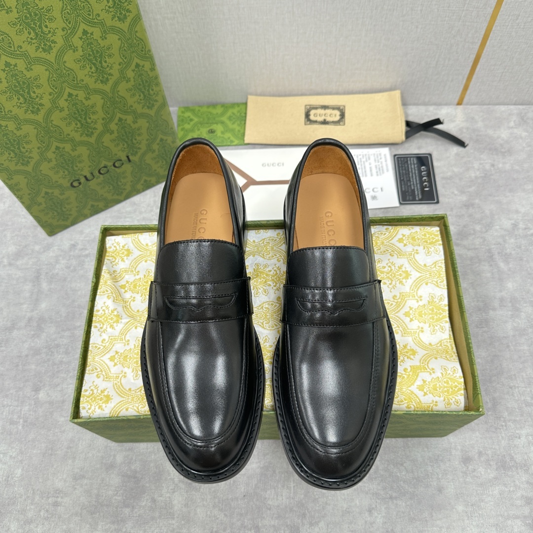 💋💍G家 GUCC* 新品男士马衔扣乐福鞋皮鞋 官方8,900 古-驰乐福鞋,重塑经典时尚