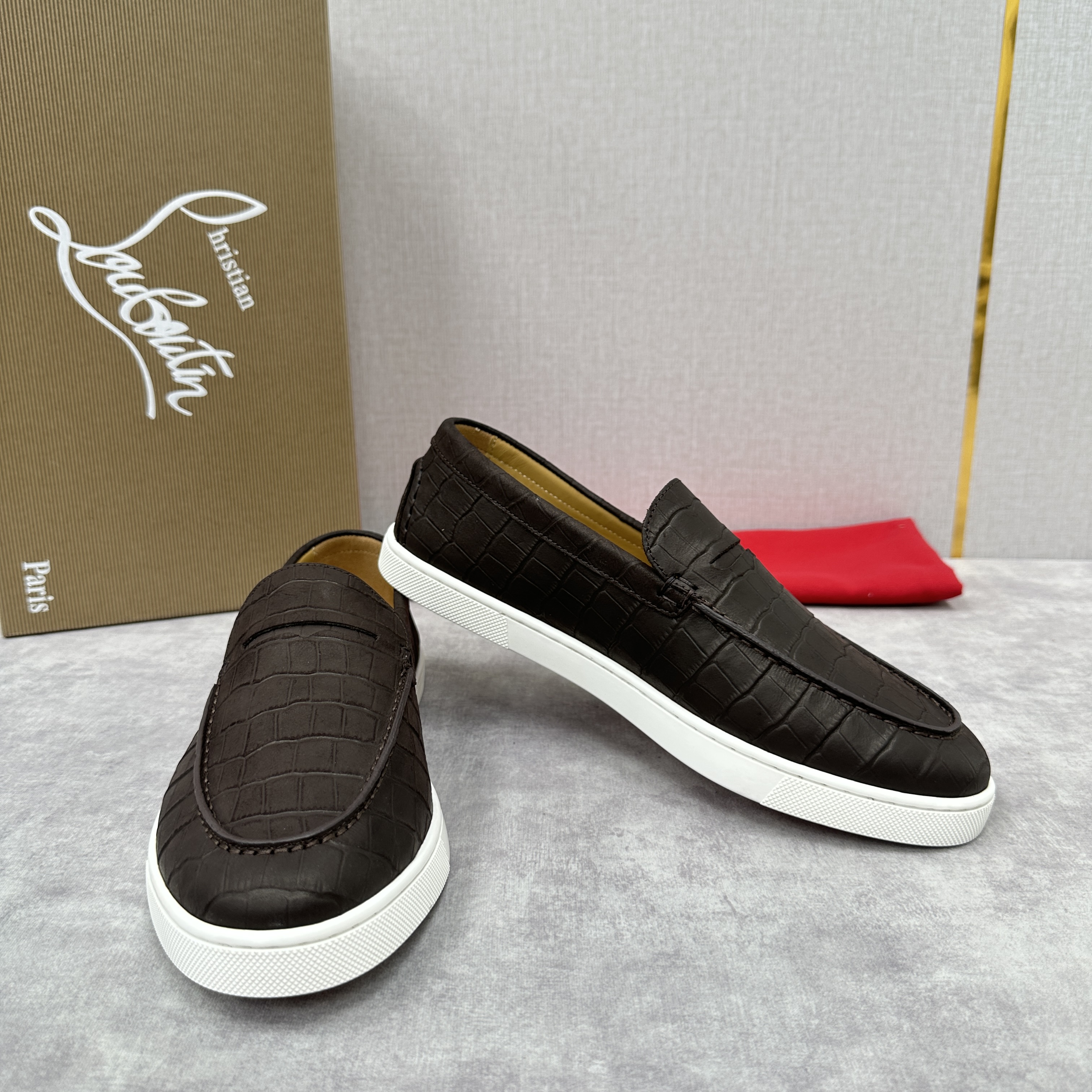💋💍CL家官方同步新品   🆑Christia* Loubouti*（红底鞋）  Chambeliboa