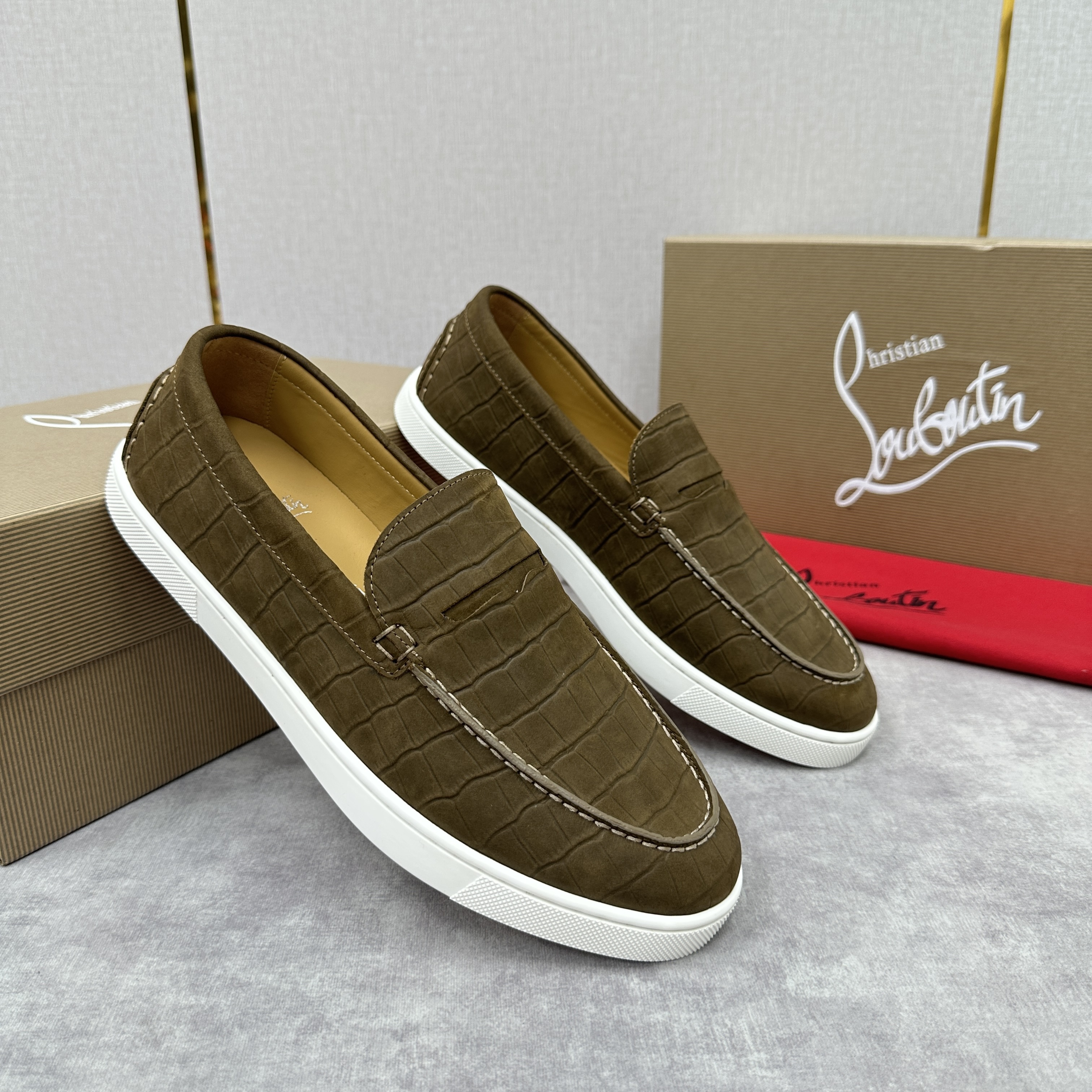 💋💍CL家官方同步新品 🆑Christia* Loubouti*(红底鞋) Chambeliboa