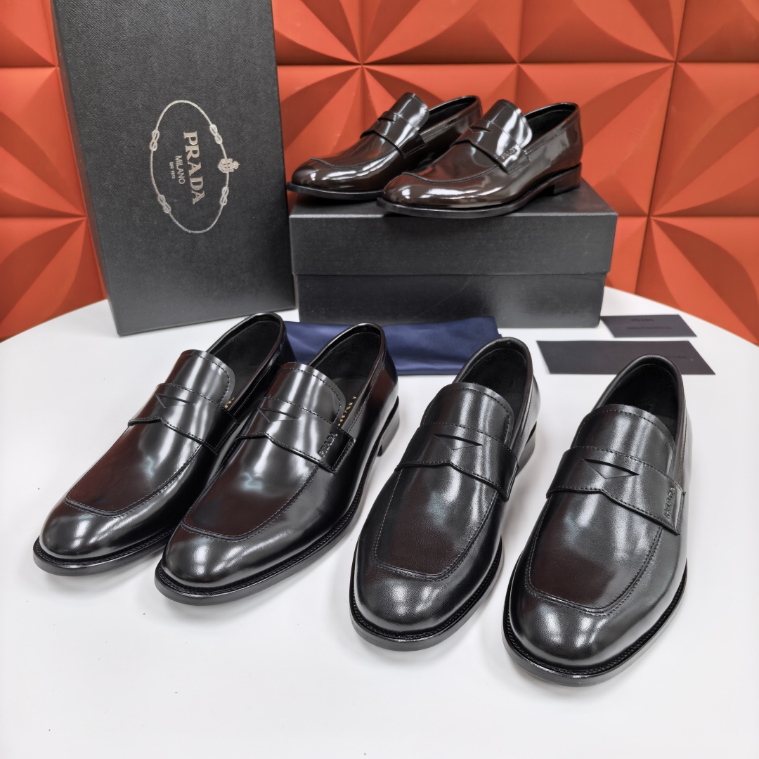 💋💍P家 渠道精品 Prad*/普拉-达  新款正装鞋 Saffiano系列男士皮革乐福鞋  采用进口小