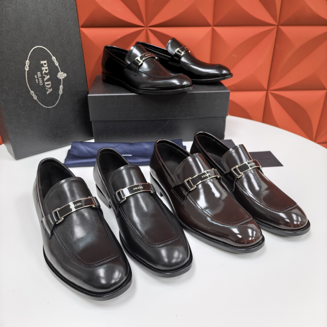 💋💍P家 渠道精品 Prad*/普拉-达  新款正装鞋 Saffiano系列男士皮革乐福鞋  采用进口小