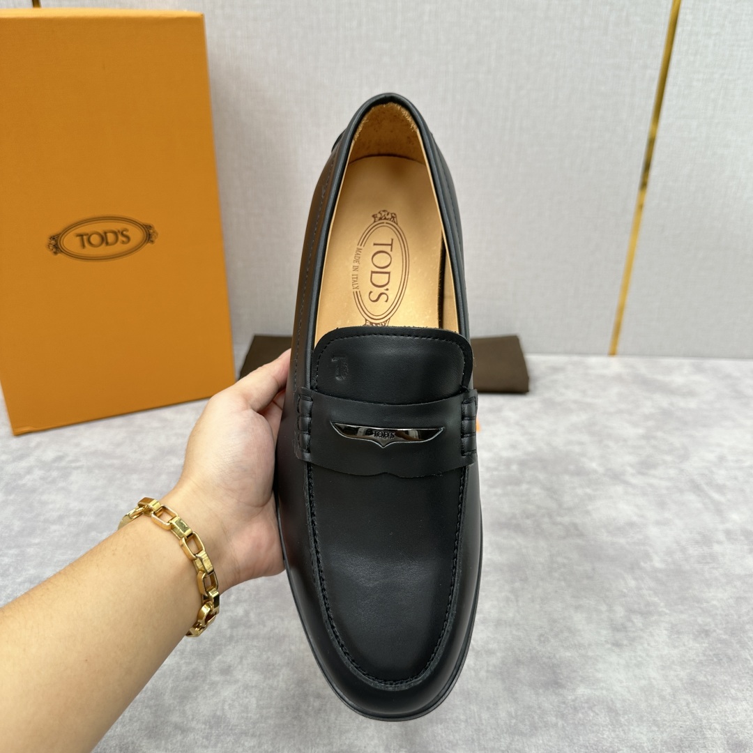 💋💍TOD*S  托德-斯 新品拉菲草（汤德森）OTV绒面皮革乐福鞋上🆕  官方  5,800   本款