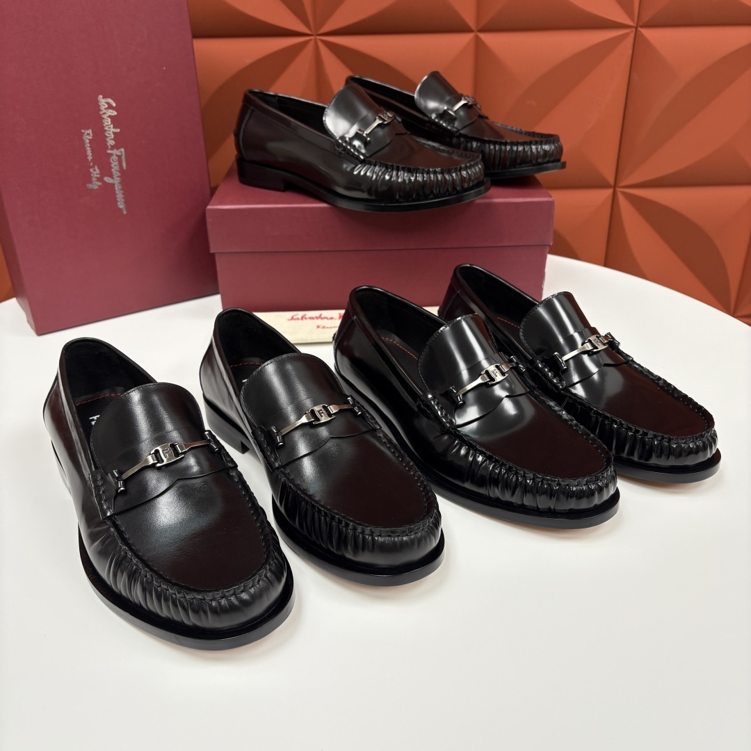 💋💍SF家新品 Ferraga* 菲拉-格慕 Tramezza 男士乐福鞋皮鞋! 一脚蹬便鞋。这款